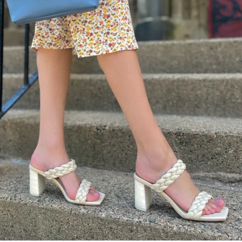 NWOT Dolce Vita Paily Heel in Ivory - 6.5